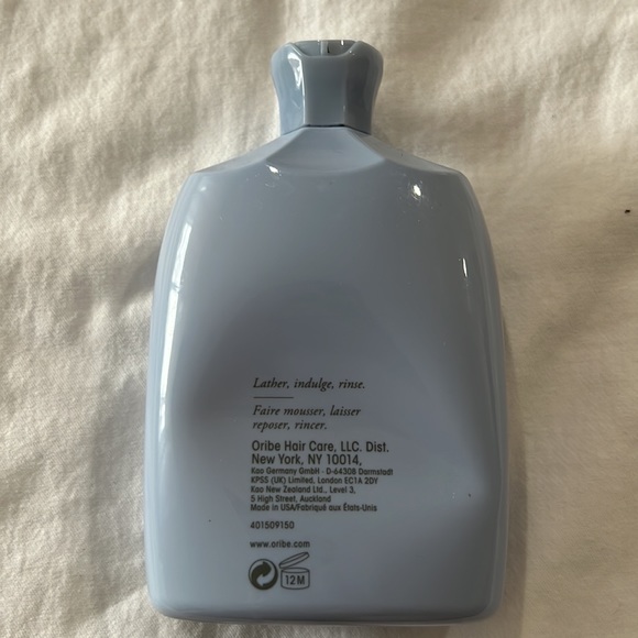 Oribe Run-Through Detangling Shampoo - Picture 2 of 2